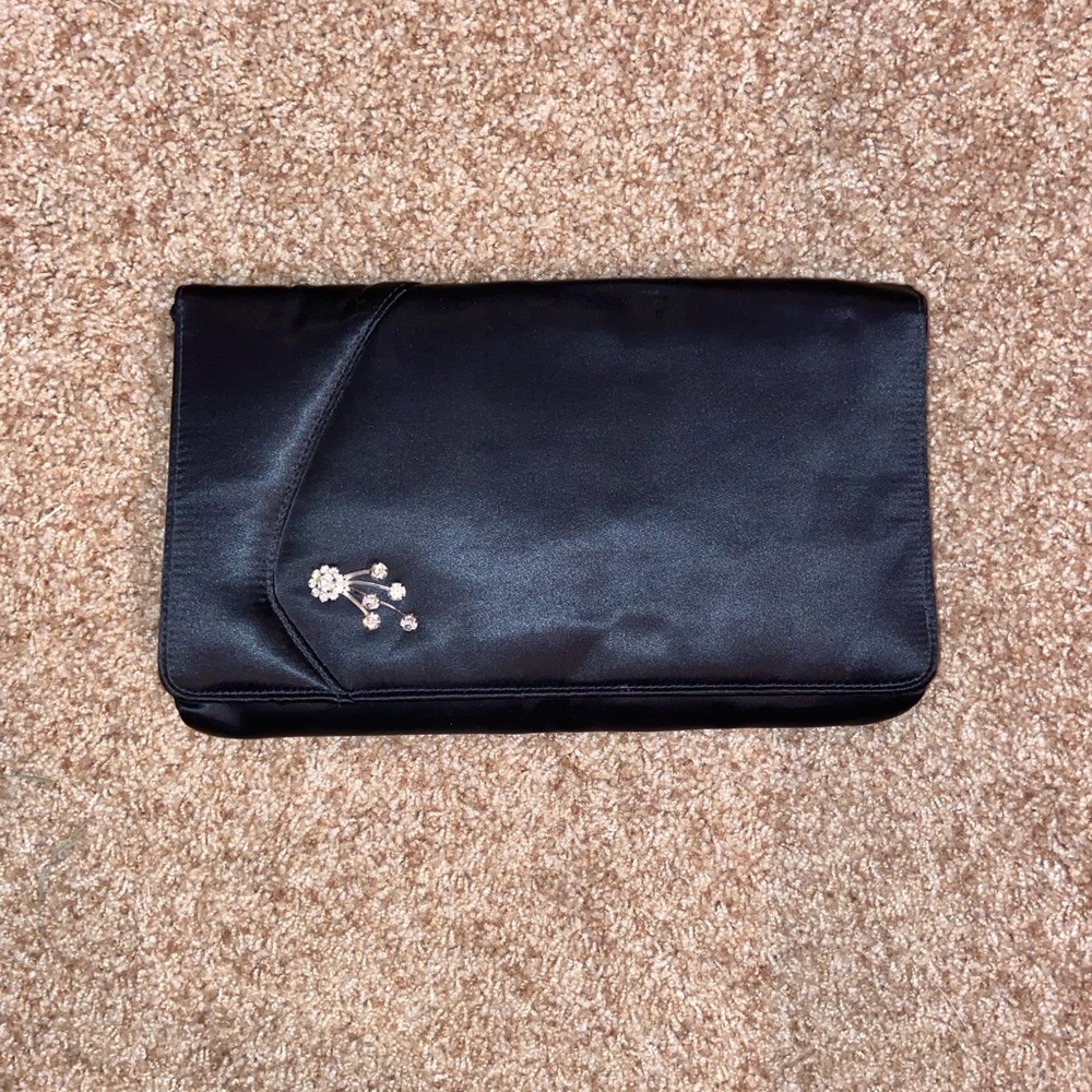 Black Clutch